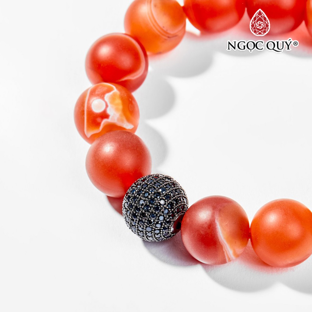 Vòng Tay Mã Não Đỏ Nhám Charm Cầu đính đá size hạt 14mm - Ngọc Quý