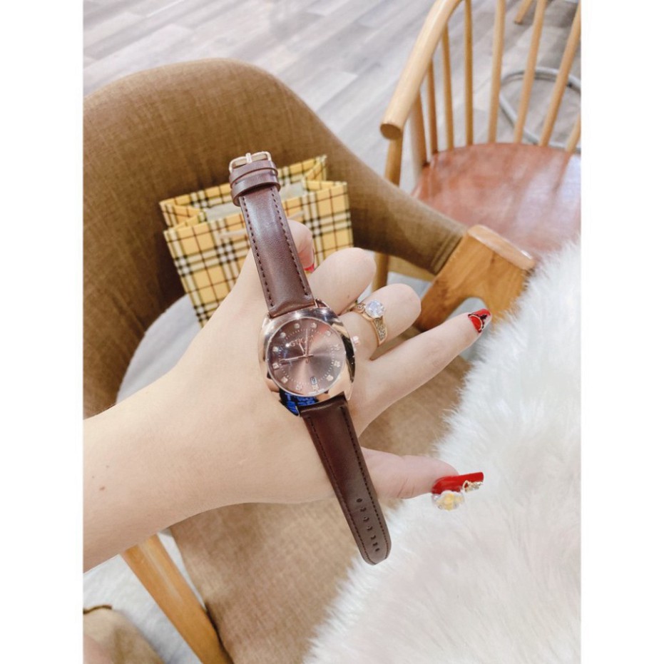 Đồng hồ nữ GUCCI dây da nâu sang trọng, thiết kê tinh tế thời thượng, chống nước, bảo hành 12 tháng