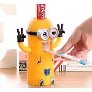 Bộ dụng cụ nhả kem minion ngộ nghĩnh