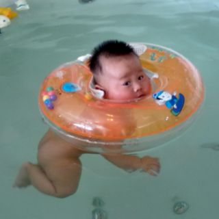 Phao bơi cổ chống lật cho bé yêu