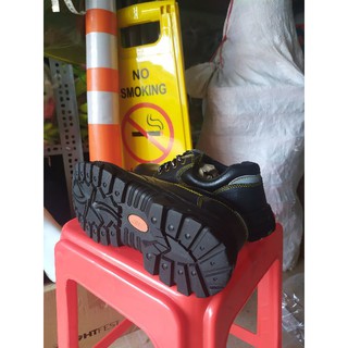 Giày bảo hộ lao động XP 601-2
