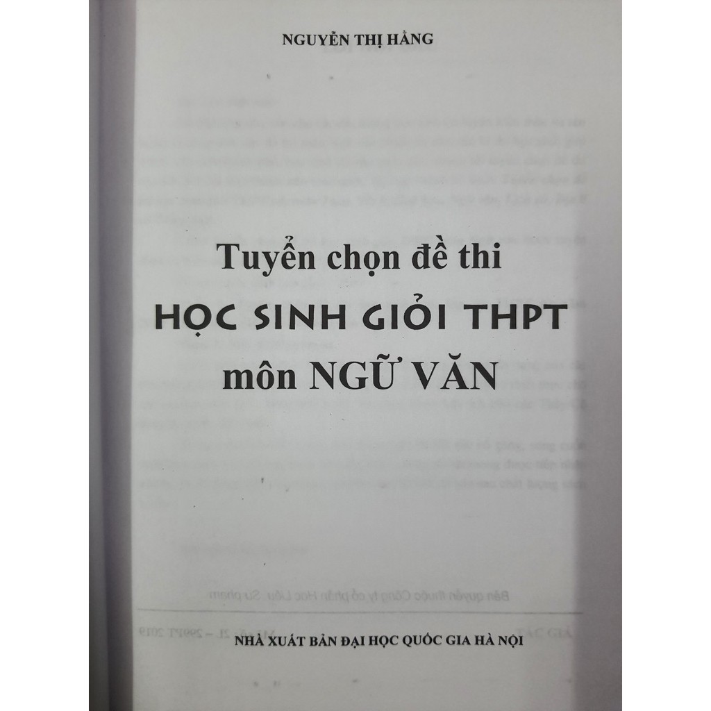 Sách - Tuyển chọn Đề thi học sinh giỏi trung học phổ thông môn Ngữ Văn