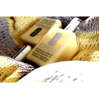 Lotion Dưỡng Ẩm Dành Cho Da Khô Clinique Dramatically Different Moisturizing Lotion+