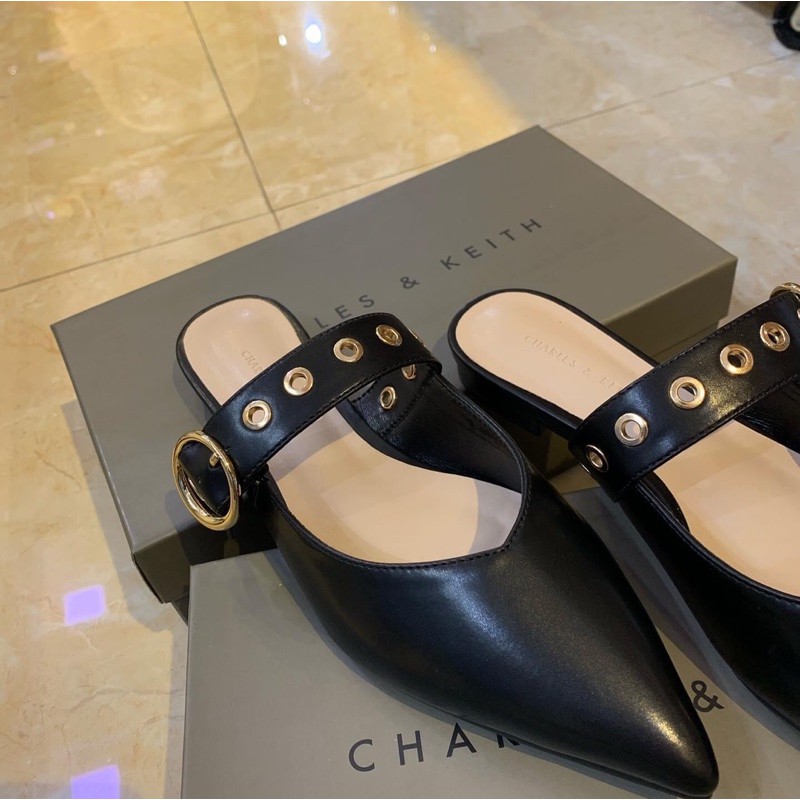 Dép đi dạo dễ đi