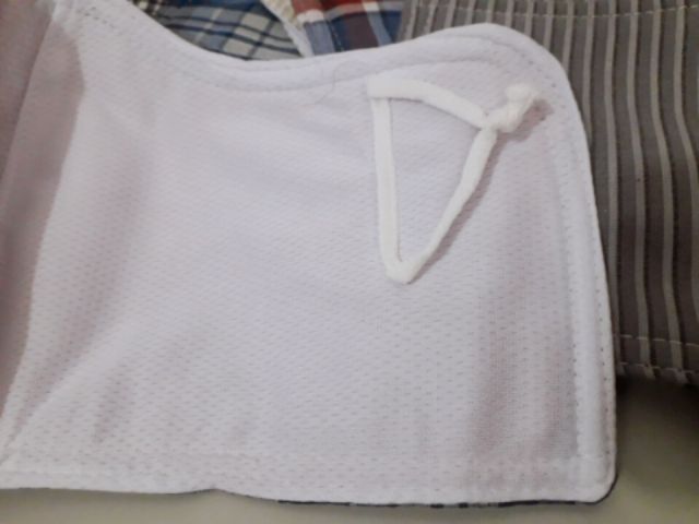 Khẩu trang vải sọc che vành tai | BigBuy360 - bigbuy360.vn