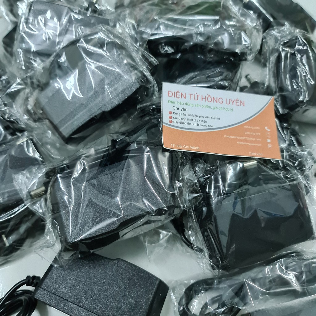 Sạc pin Lithium 4,2V. Sạc 1S  Dòng sạc chuẩn 1Ampe, Sạc pin nhanh đầy, Có đèn báo sạc pin