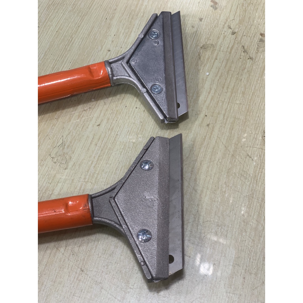 Sủi vệ sinh tường và mặt phẳng - Tuấn Yến