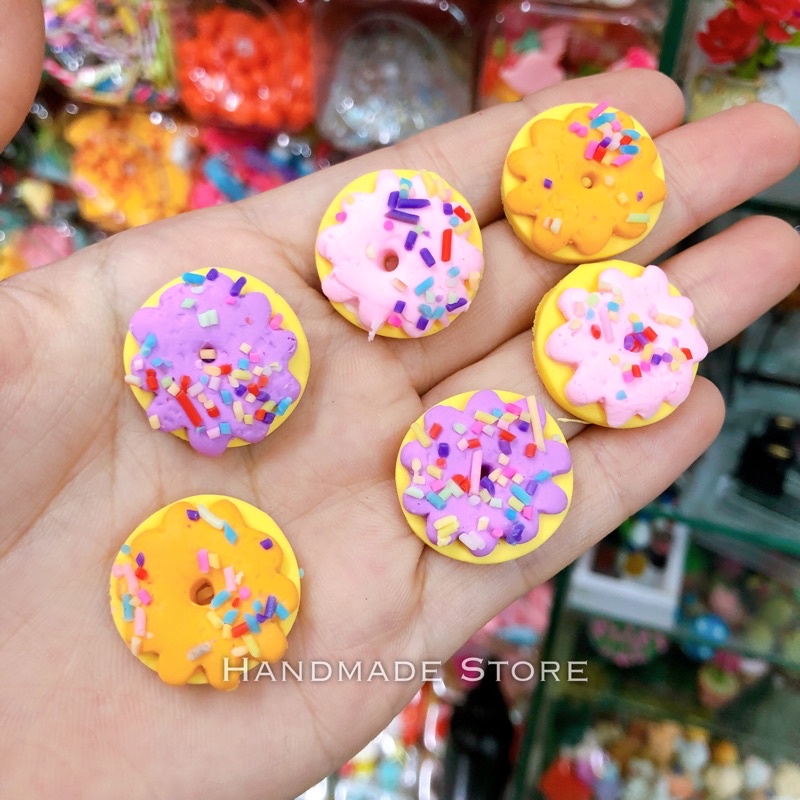 Charm donut rắc cốm (XLTN - MS27)
