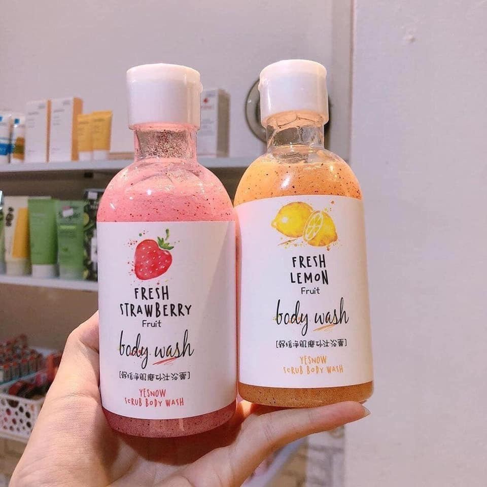 Sữa tắm tẩy da chết Yesnow (260GR)