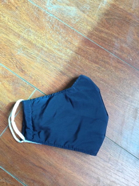 Khẩu trang 3 lớp vải gió kháng nước | BigBuy360 - bigbuy360.vn