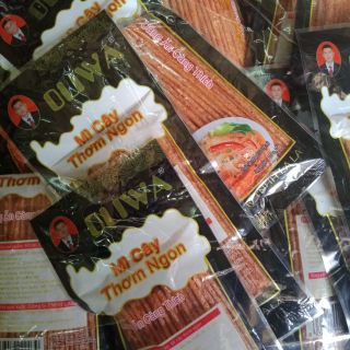Combo 10 gói snack mì cây dẻo cay ăn liền OLIWA