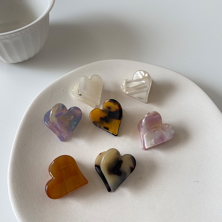 Set 2 Kẹp Tóc Hình Trái Tim Họa Tiết Cẩm Thạch / Trái Tim Đơn Giản Phong Cách Retro Cho Nữ