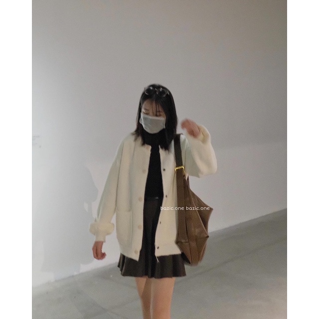 Áo bomber len cúc bấm, áo bomber len tay bồng Bazic one | BigBuy360 - bigbuy360.vn