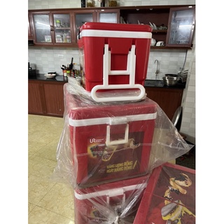 Thùng đá 45l có bản lề chắc chắn , 65l có bánh xe hàng đẹp mê ly