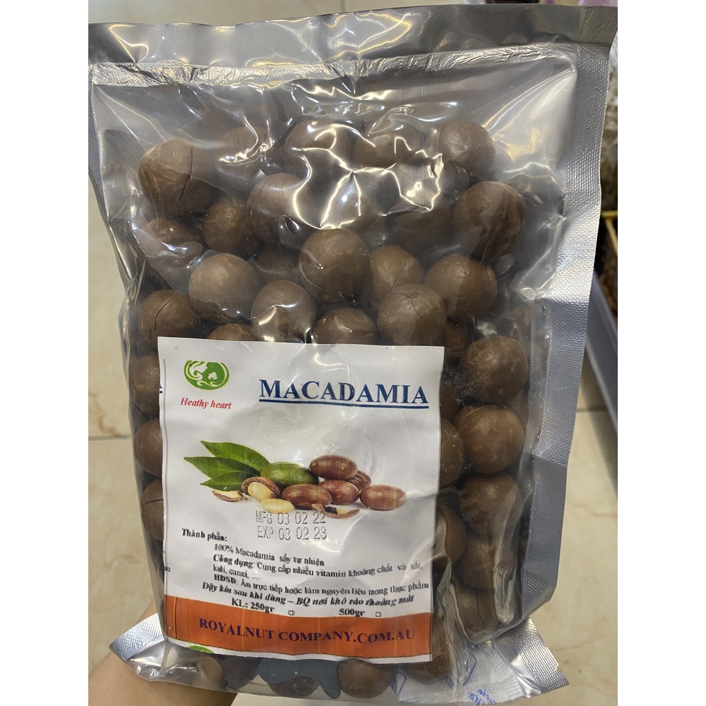 Hạt Maccadamia nguyên vỏ (500gr)