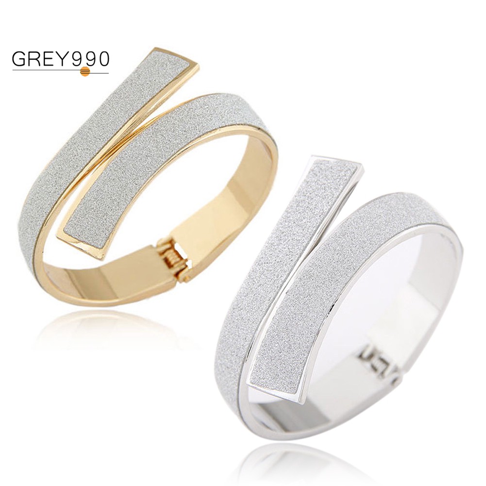  Women's Glitter Open Jewelry Bracelet
