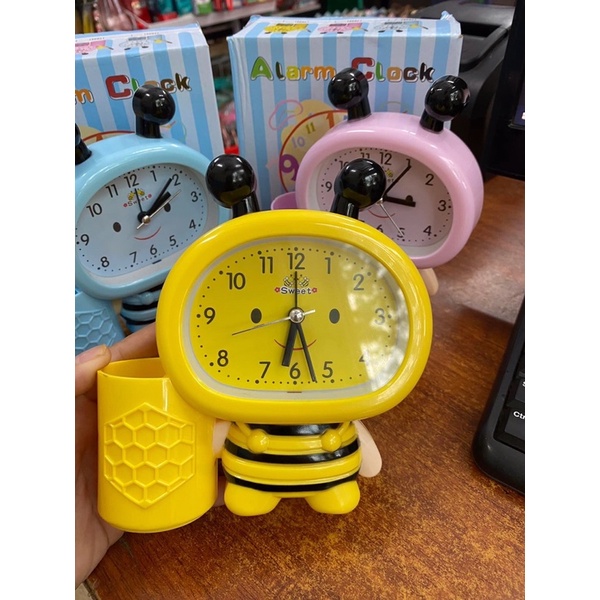 Đồng hồ báo thức cho bé hình ong kèm ống đựng bút