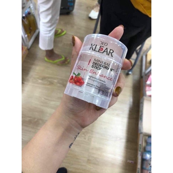 Lăn Đá Khoáng Khử Mùi DEO KLEAR 70gram Thái Lan