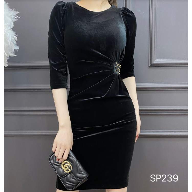 Váy nhung ôm cổ tròn eo đính ngọc, váy nhung nữ body thời thượng - SP239 | BigBuy360 - bigbuy360.vn