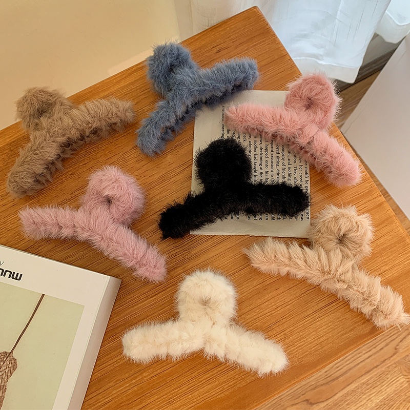 Kẹp tóc hình vuốt cá mập lớn bằng vải lông phong cách thời trang thu đông cho nữ