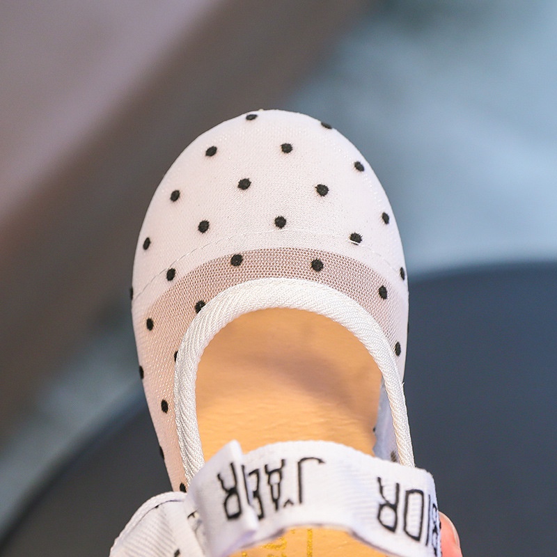 Giày búp bê chấm bi có quai ngang xinh xắn cho bé gái