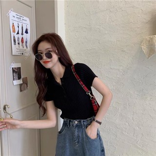 Áo croptop gân đũa cổ bẻ