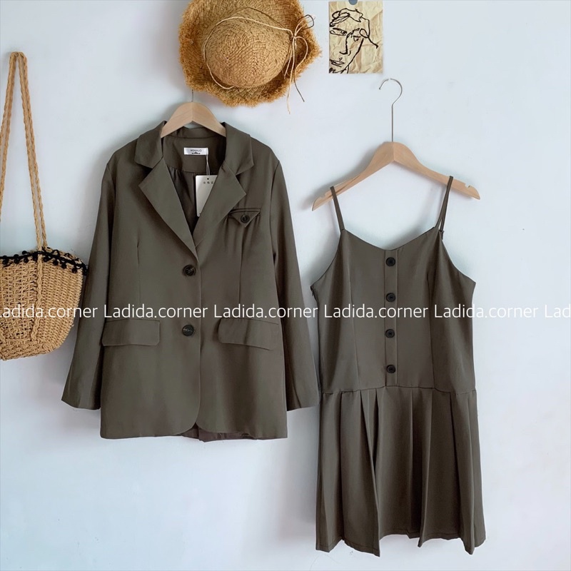 Set Áo váy Áo vest kèm váy 2 dây xếp ly phong cách ulzzang Hàn quốc | BigBuy360 - bigbuy360.vn