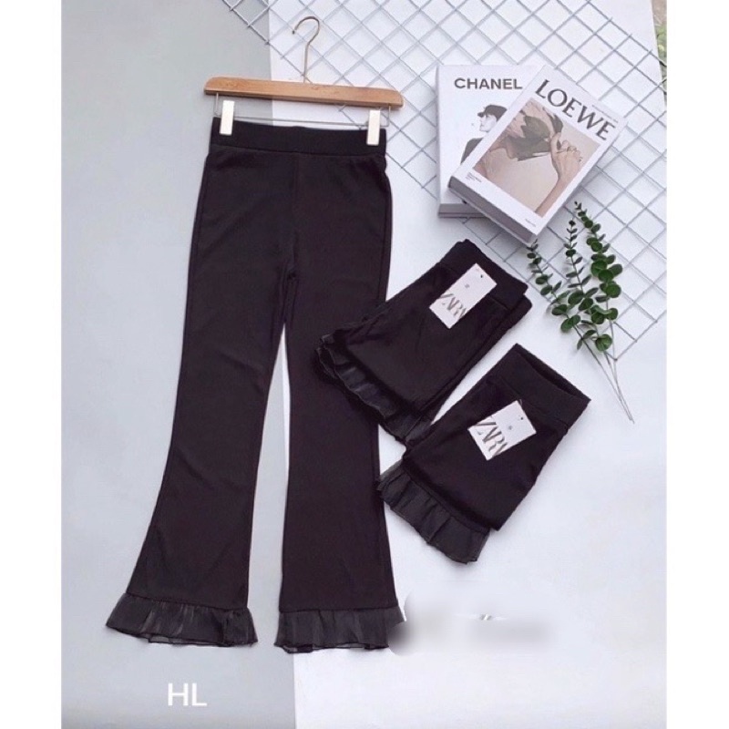 Quần loe ren gáu chất tăm