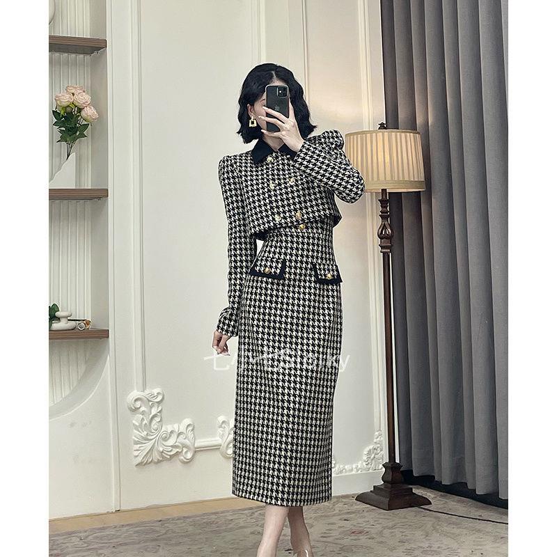 Bộ Trang Phục Hai Mảnh Mùa Thu 2022 Phong Cách Pháp Cổ Điển Sang Trọng Cho Nữ