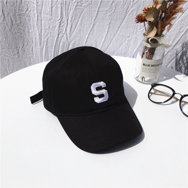 Mũ lưỡi trai thêu họa tiết chữ S phong cách hiphop cá tính