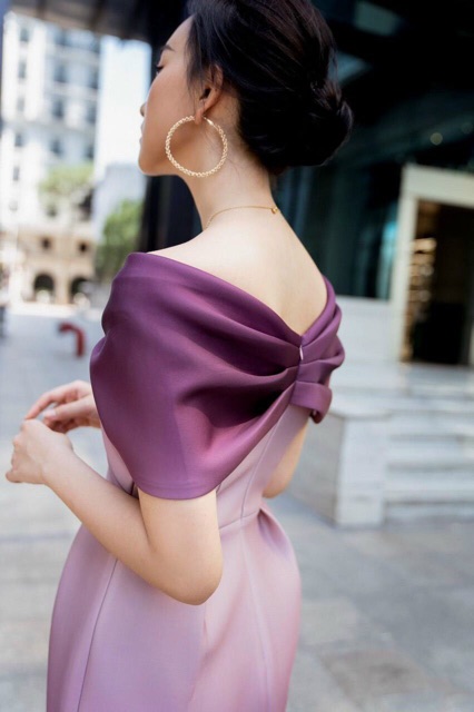 ĐẦM ÔM BODY OMBRE LOANG MÀU BẸT VAI