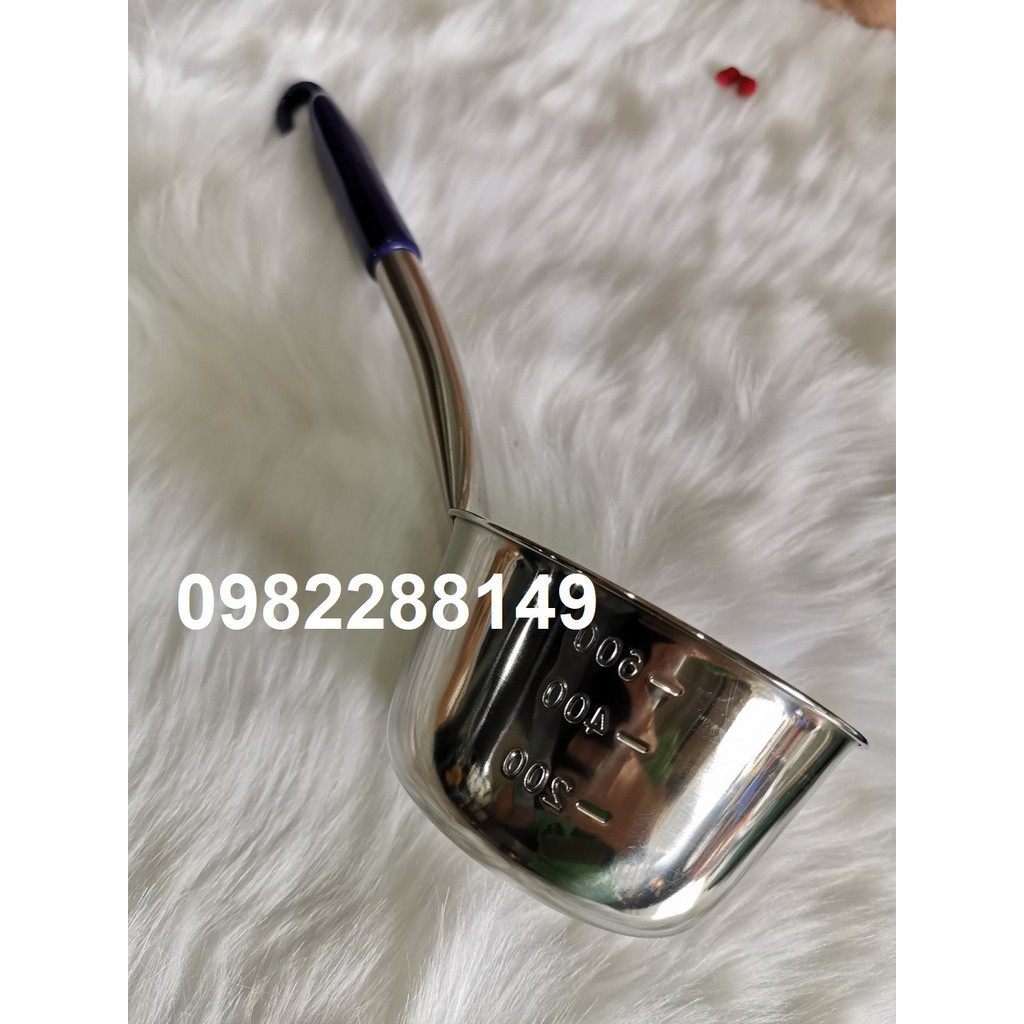 GÁO INOX MÚC NƯỚC LÈO CÓ VẠCH ĐO LƯỜNG NHIỀU KÍCH THƯỚC