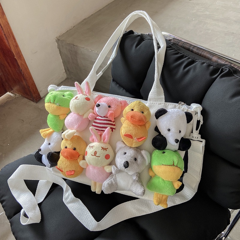 Túi đeo chéo phong cách đường phố cá tính