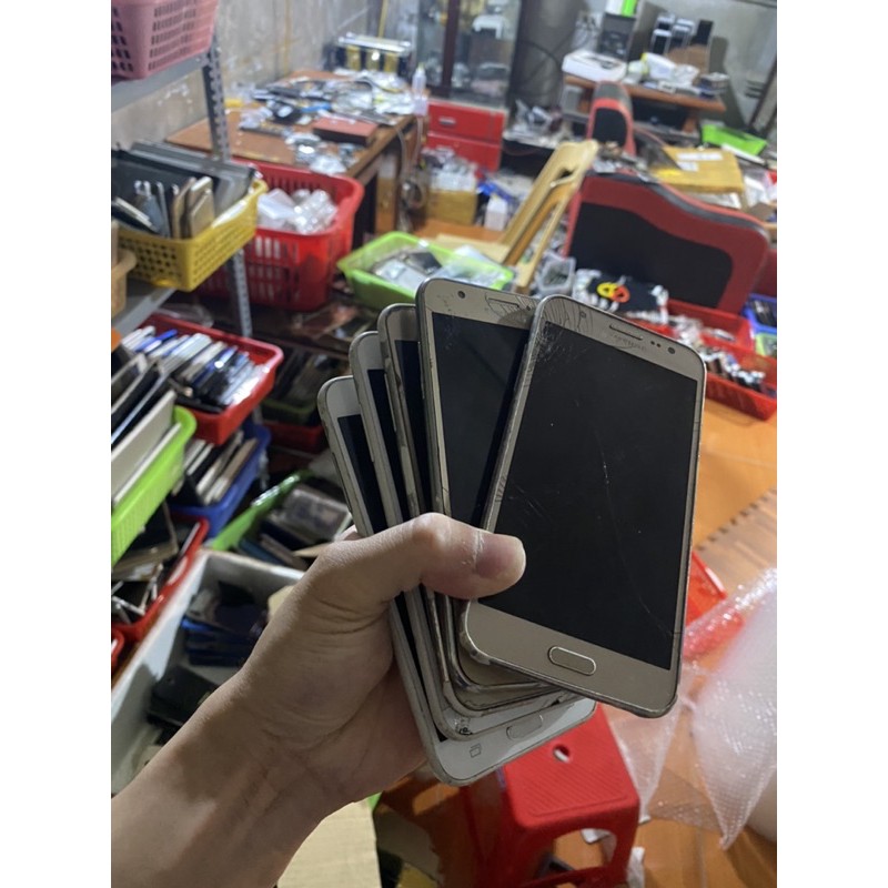 xác điện thọi j500 vỡ màn