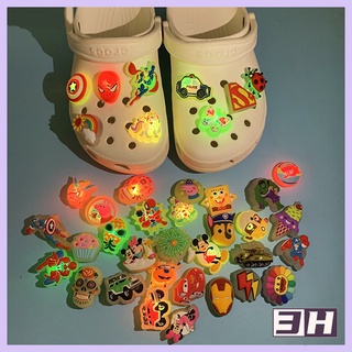 charm crocs Bộ Jibitz Chính Hãng/44 Kiểu/jibbitz Cho Crocs Chính Hãng/ Chống Trượt (Chất Lượng Cao)/ Jbbitz charm dép crocs charm gắn dép charm gắn dép cross sticker gắn dép cross charm cross charm dép cross hình gắn dép cross dép gắn sticker