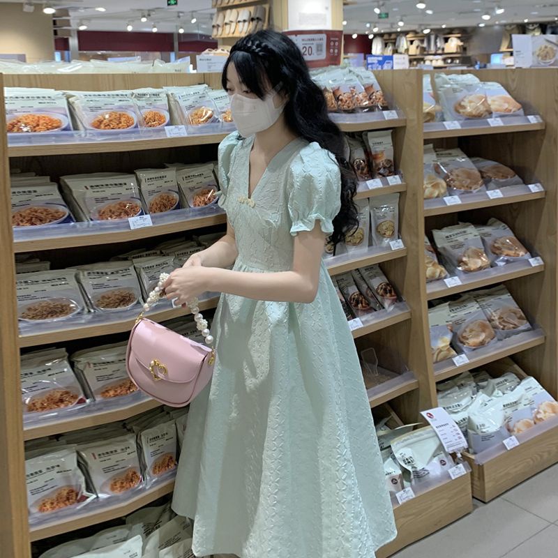 Đầm Midi Tay Phồng Cổ Chữ V Màu Xanh Lá Phong Cách Pháp Thời Trang Mùa Hè Hàng Mới Dành Cho Bạn Nữ