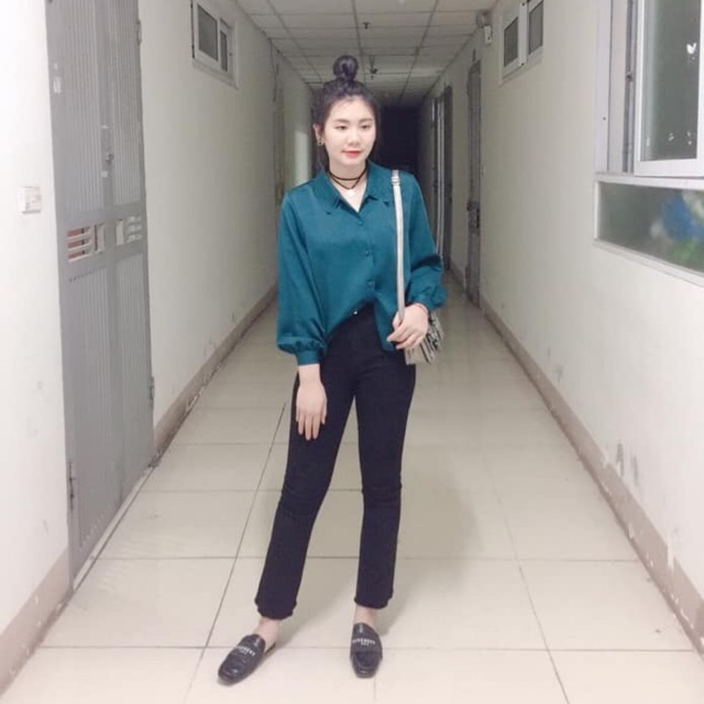 Áo sơmi xanh