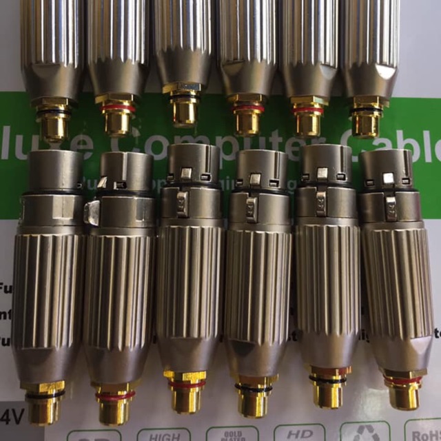 Jack chuyển canong ra av