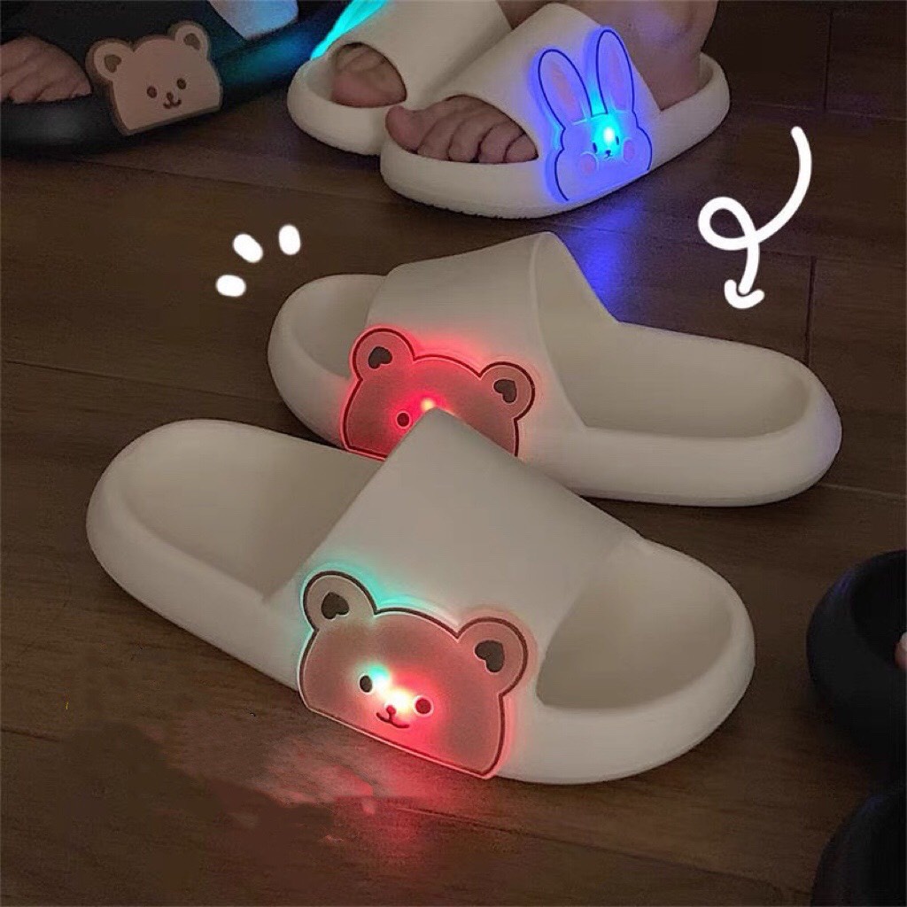 Dép bánh mỳ , dép lê nữ quai ngang gấu phát sáng đáng yêu ( size bé nên lấy tăng size ) 106