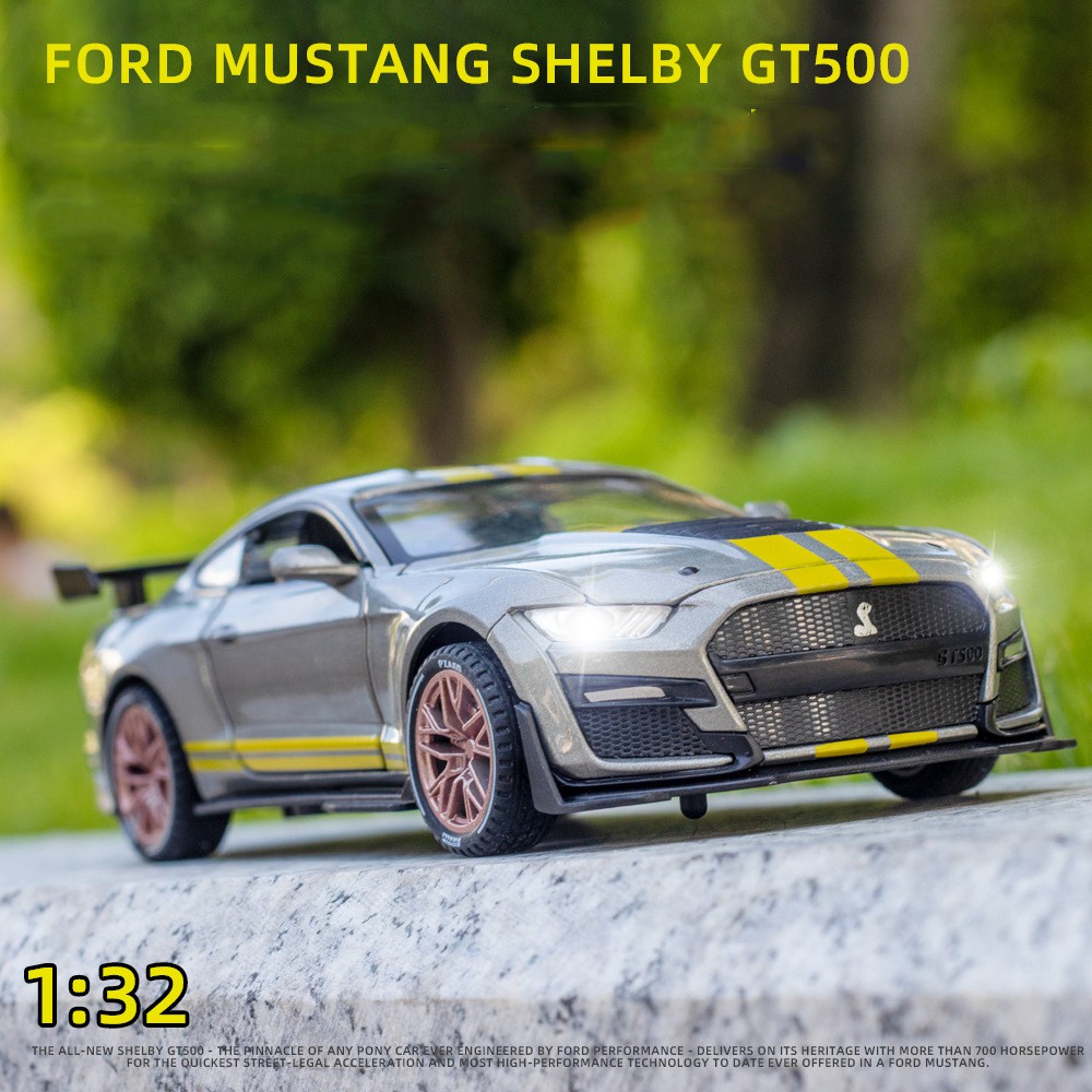 Mô Hình Xe Ô Tô Ford Mustang Shelby GT500 Tỉ Lệ 1 / 32 Cao Cấp