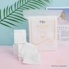 Bông tẩy trang 3 lớp Cotton Pads 222 miếng