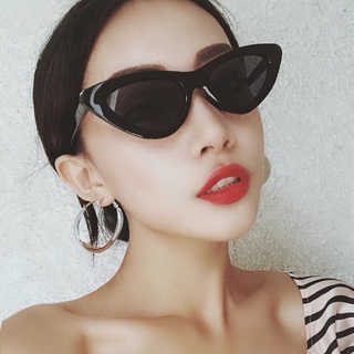 KÍNH MẮT MÈO THỜI TRANG