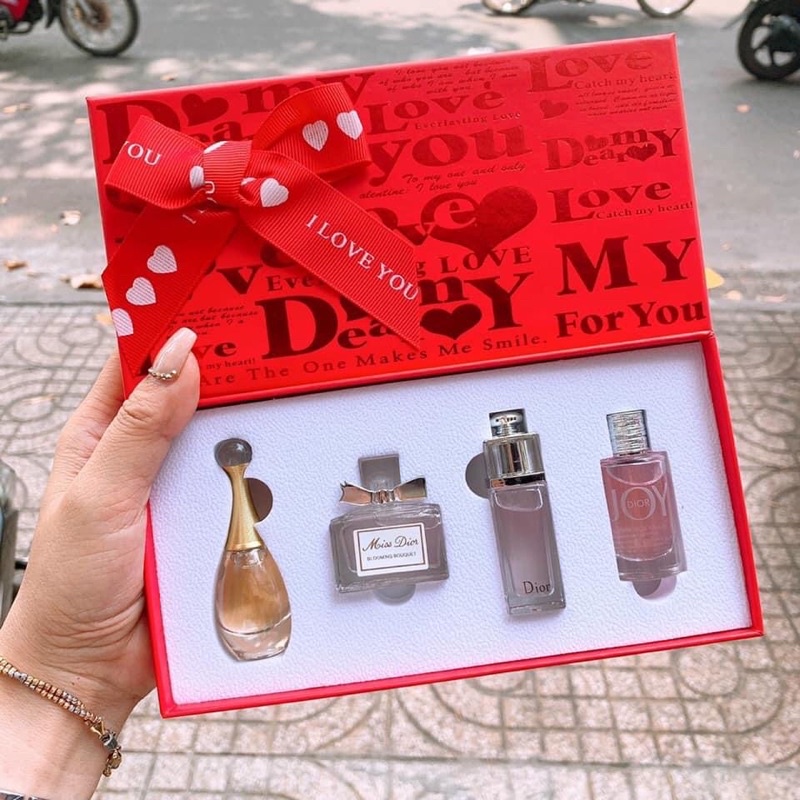 sét nước hoa dior mini 4 chai hộp quà màu đỏ