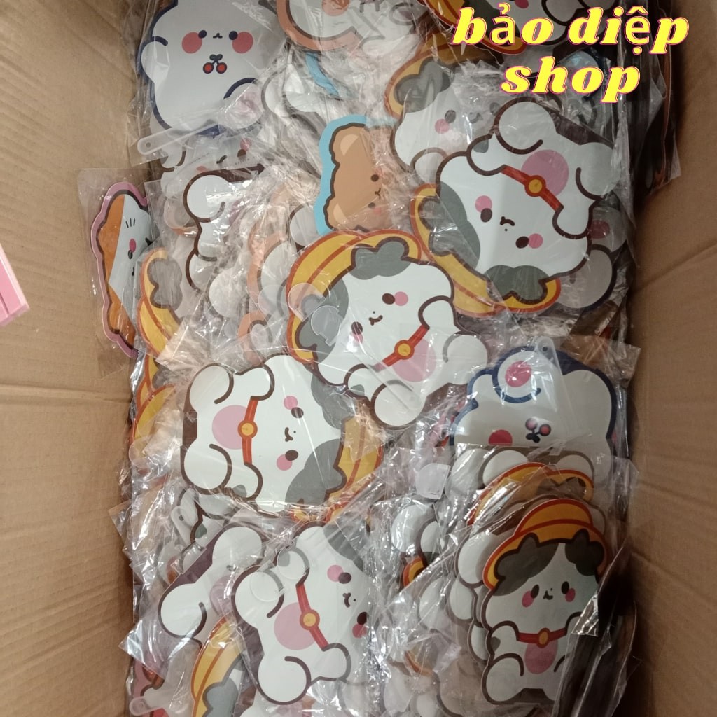 Quạt cầm tay mini bằng nhựa với họa tiết hình hoạt hình siêu cute | BigBuy360 - bigbuy360.vn