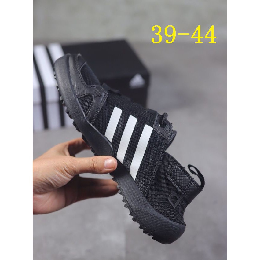 Giày thể thao ADIDAS daroga 2 11 phong cách năng động