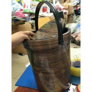 Sọt rác vân gỗ