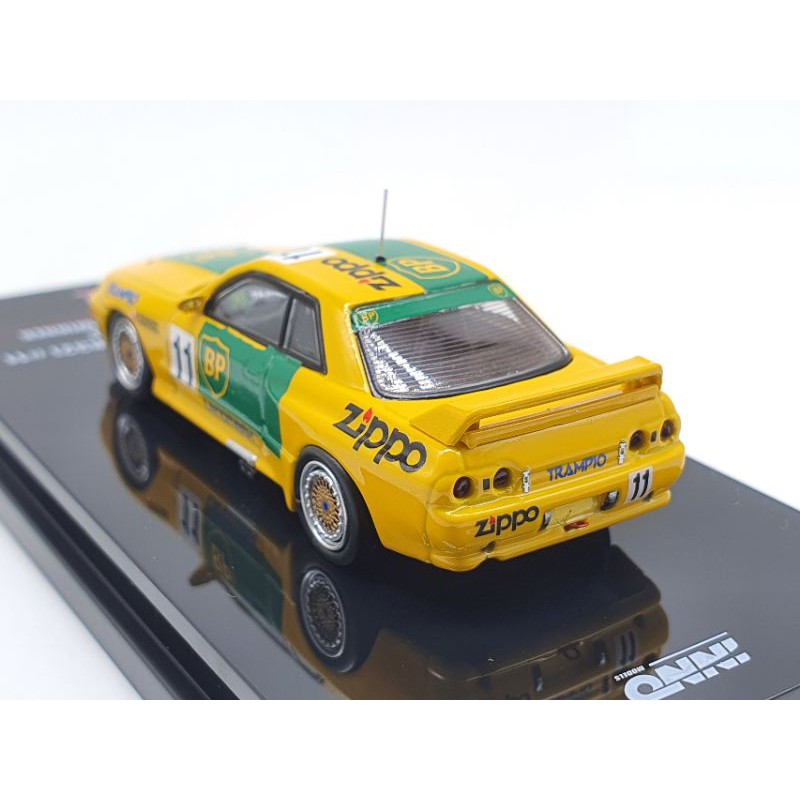 Xe Mô Hình Niissan Skyline GT-R (R32) #11 "BP OIL TRAMPIO" Inter Tec Fuji 1993 Winner 1:64 Inno Models (Vàng Xanh)