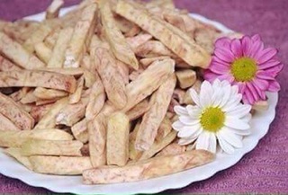 Khoai môn sấy Huynh Đệ Tề Hùng 250g