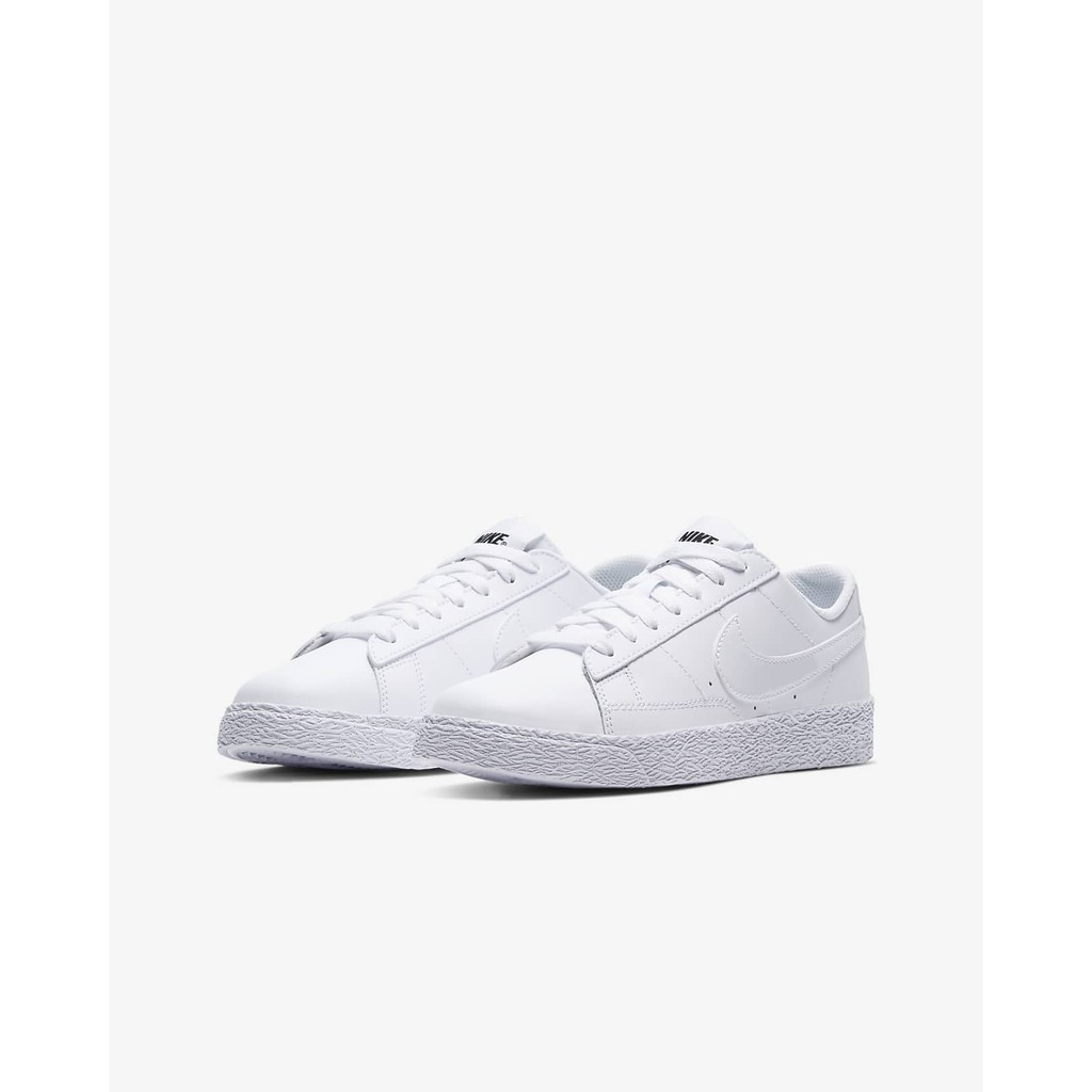 Giày thể thao sneaker cổ thấp màu all trắng - Nike Blazer Low All White code Kid - 555190-102