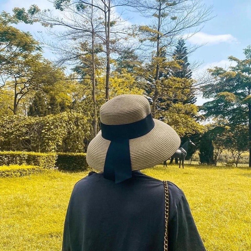 MŨ CÓI CHUÔNG LỒNG ĐÈN DÂY ĐEN ĐI BIỂN